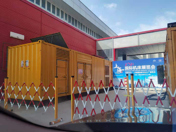 北碚发电车出租-发电机无电压或电压太低怎么办？
